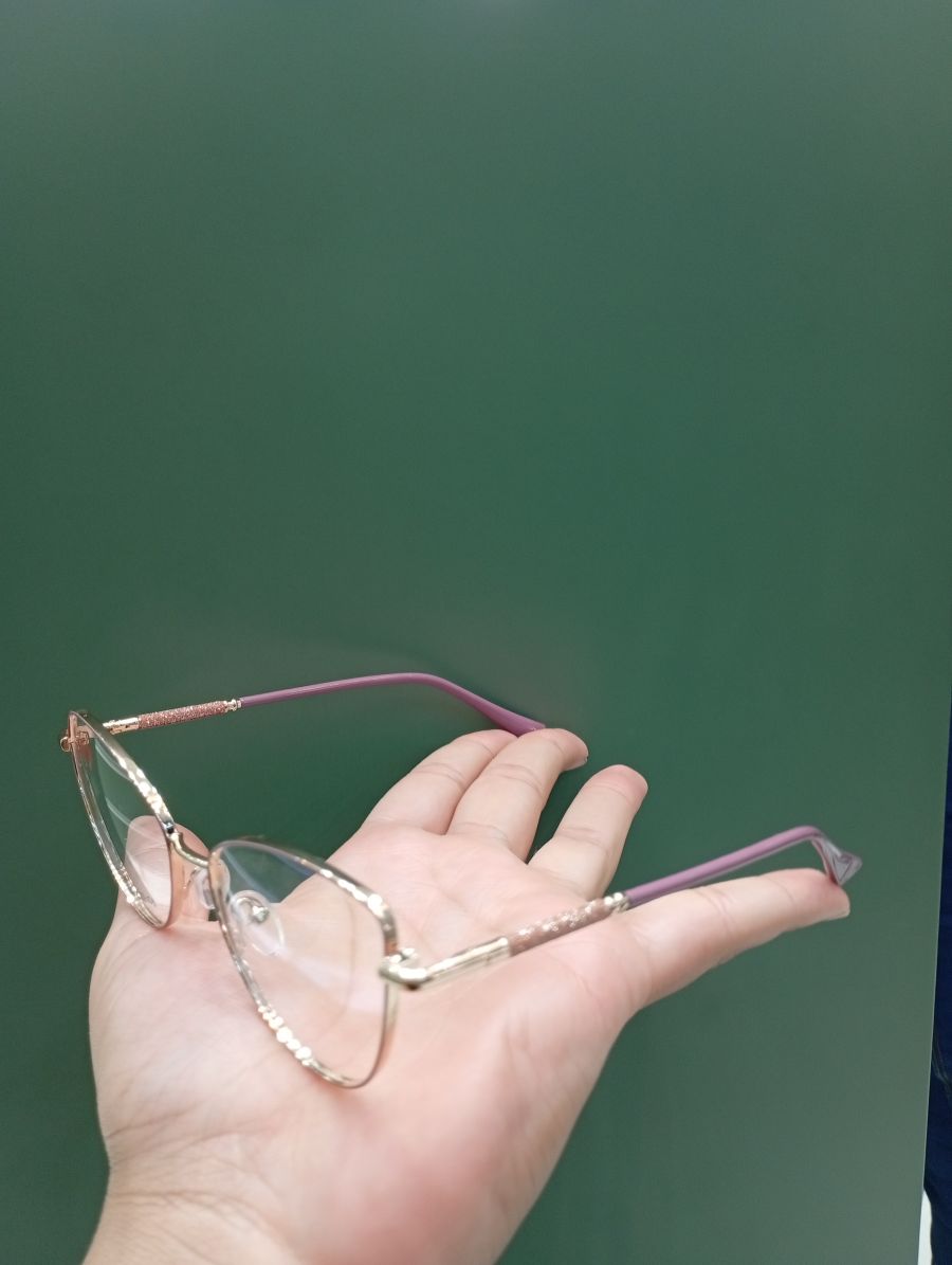时尚猫眼眼镜，金属框架，粉色镜片，轻便舒适