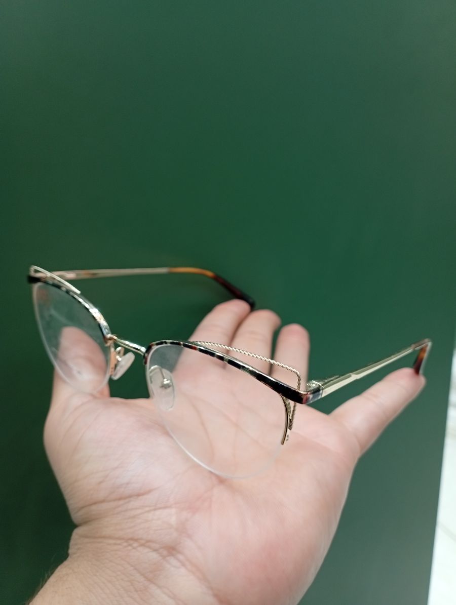 时尚猫眼太阳镜，金属框，透明镜片，适合男女