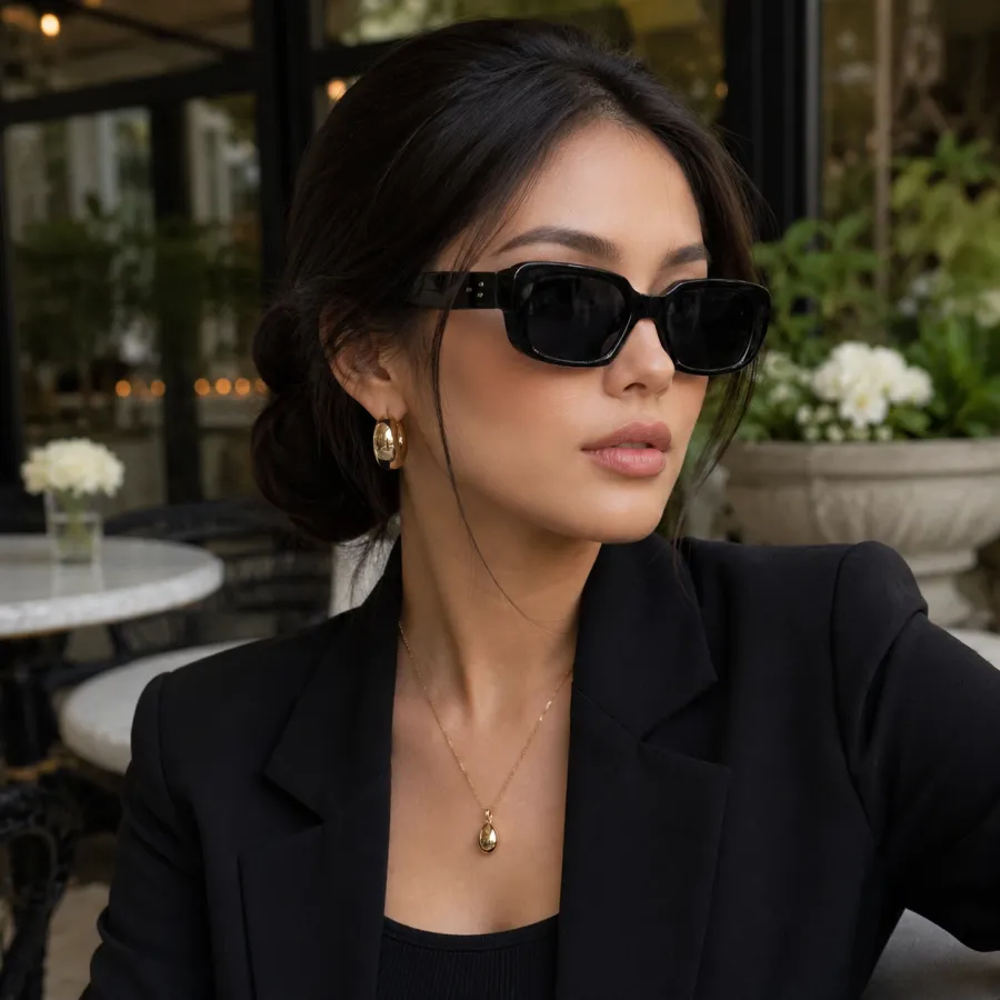 YIKADI时尚黑色太阳镜，方形镜框，适合男女