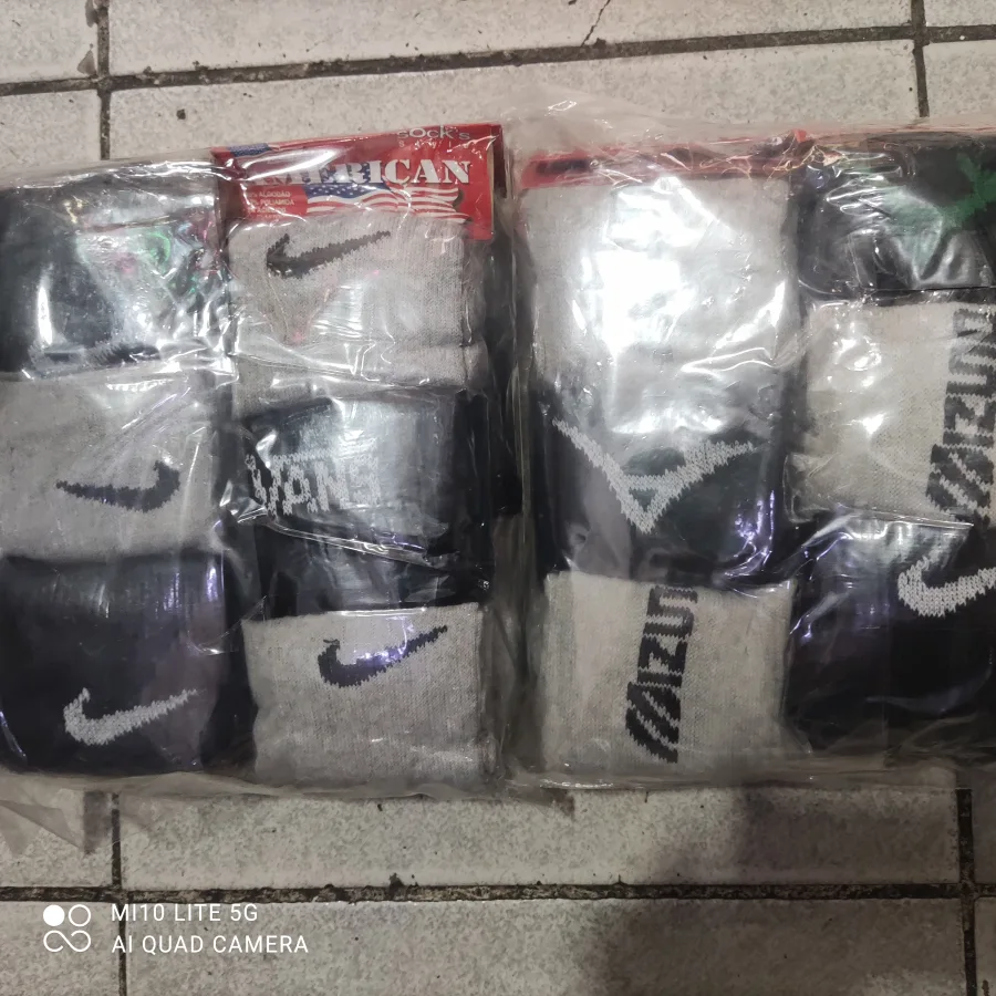 耐克运动袜套装，男女通用，黑灰色，舒适透气，适合日常穿着