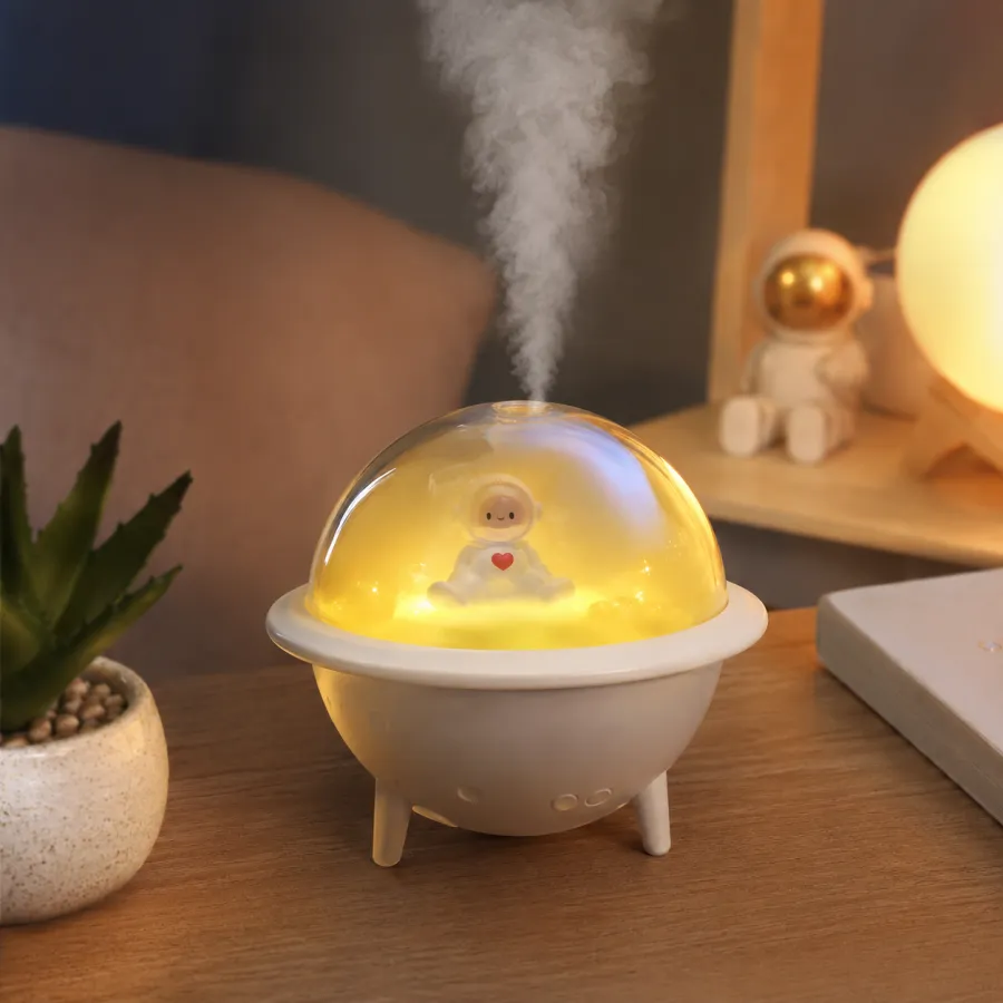 创意宇宙人加湿器，适合办公室和家居，双色可选