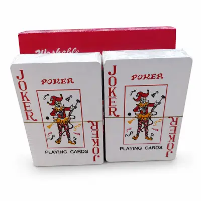扑克游戏纸牌，JOKER品牌，经典设计，适合家庭聚会和娱乐