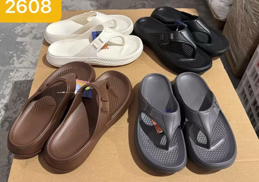 精品高弹拖鞋